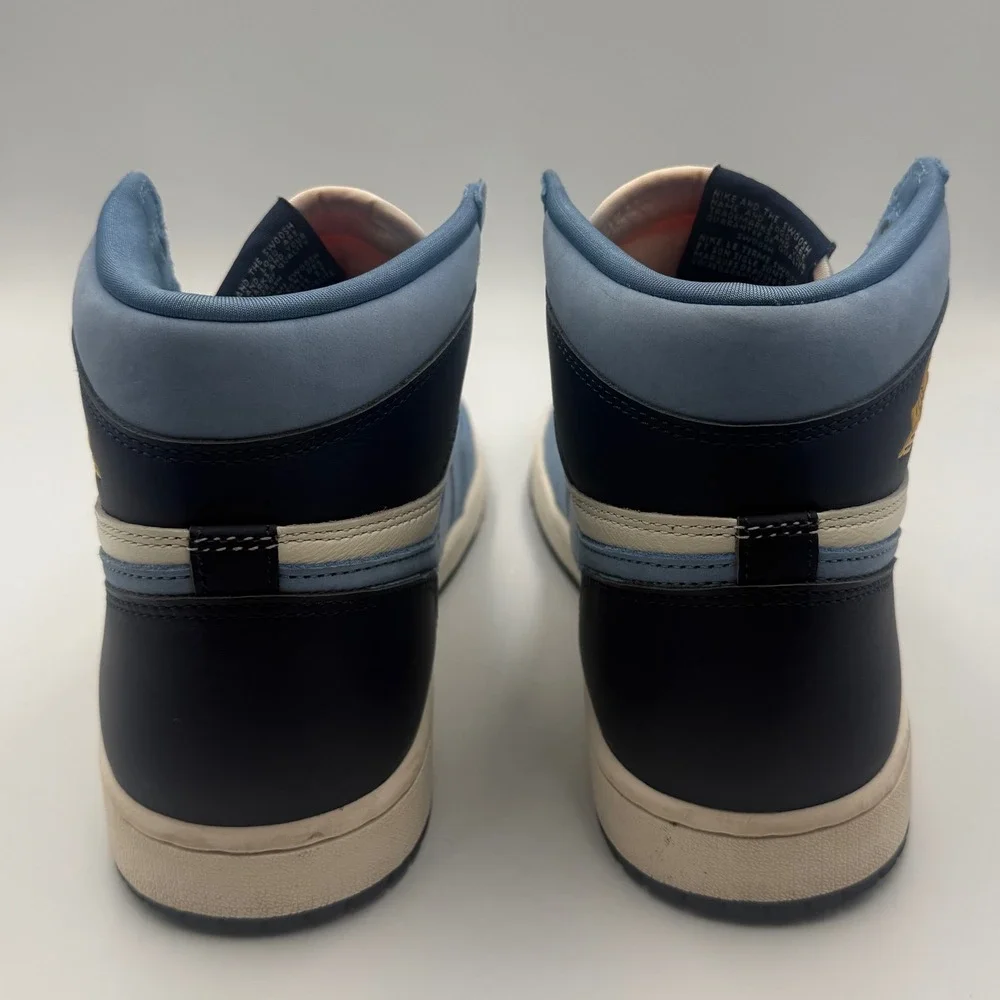 Nike Air Jordan 1 Retro High OG First In Flight University Blue  9.5  FD2596-400